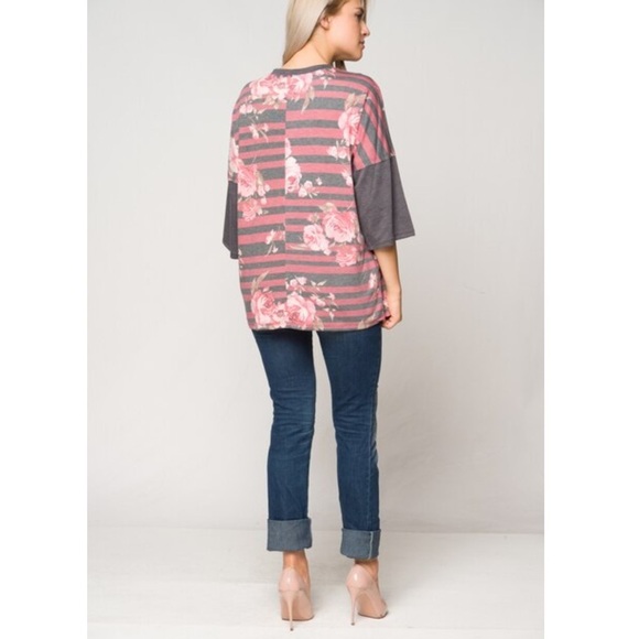 Pink and Charcoal Oversized Floral Colorblock Top - Picture 3 of 6
